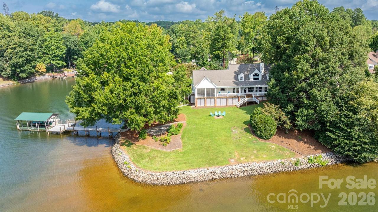 111 Leesburg Ln., Troutman, NC 28166