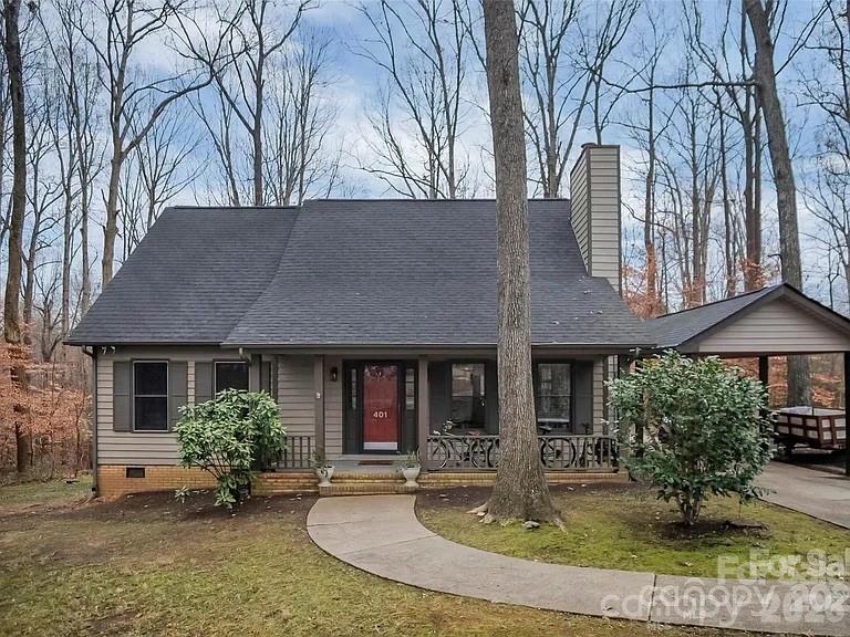 401 Saddlewood Dr., Gastonia, NC 28056