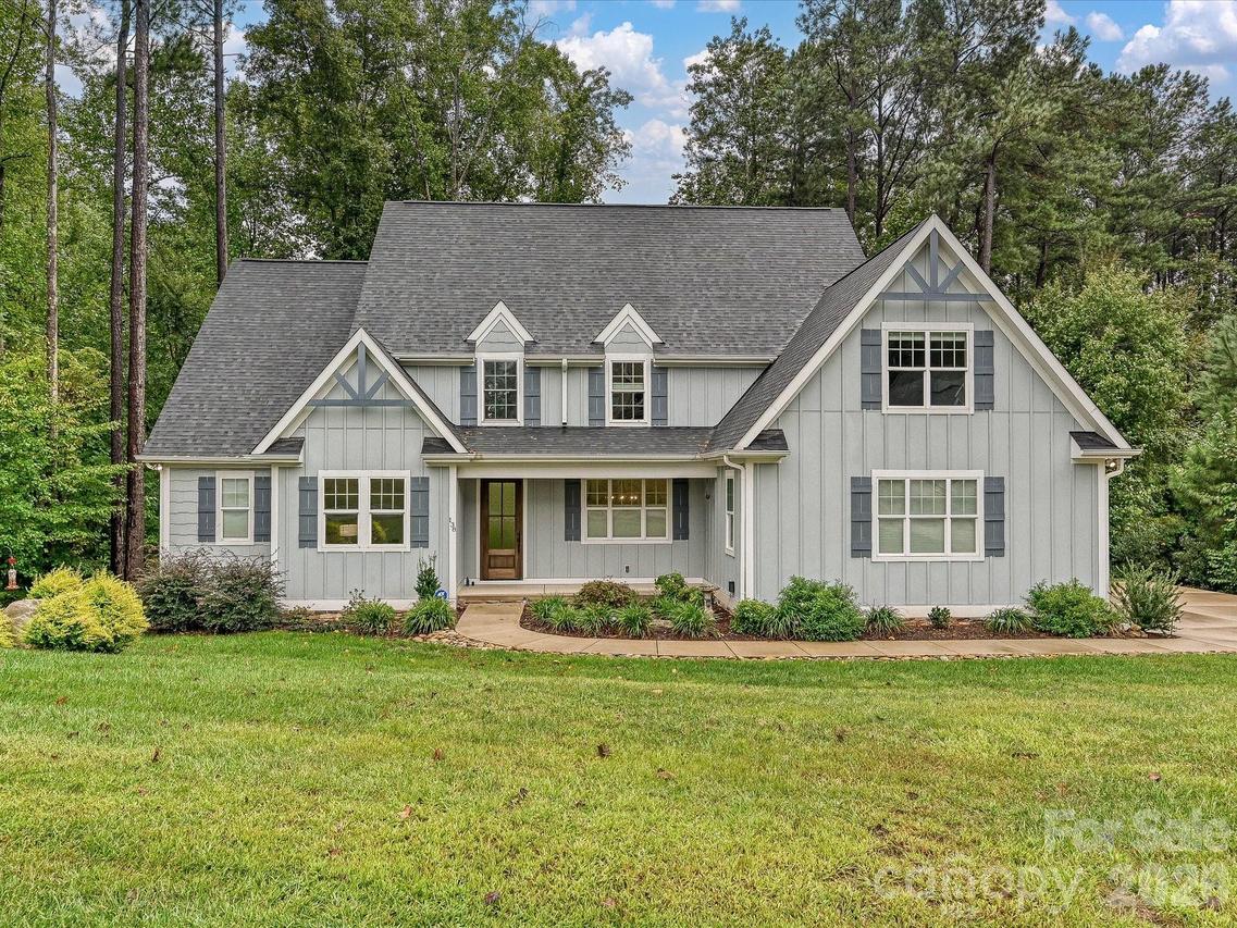 138 Waterbury Dr., Mooresville, NC 28117