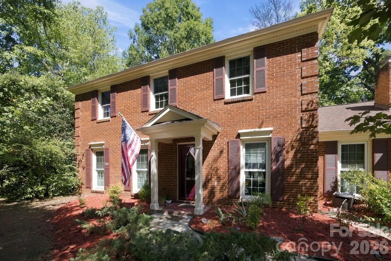 6134 Hickory Forest Dr., Charlotte, NC 28277
