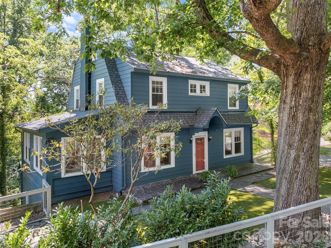 1 Kenilworth Rd., Asheville, NC 28803