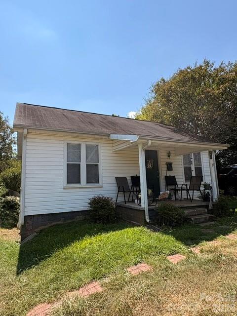 142 E Catawba Ave., Mount Holly, NC 28120
