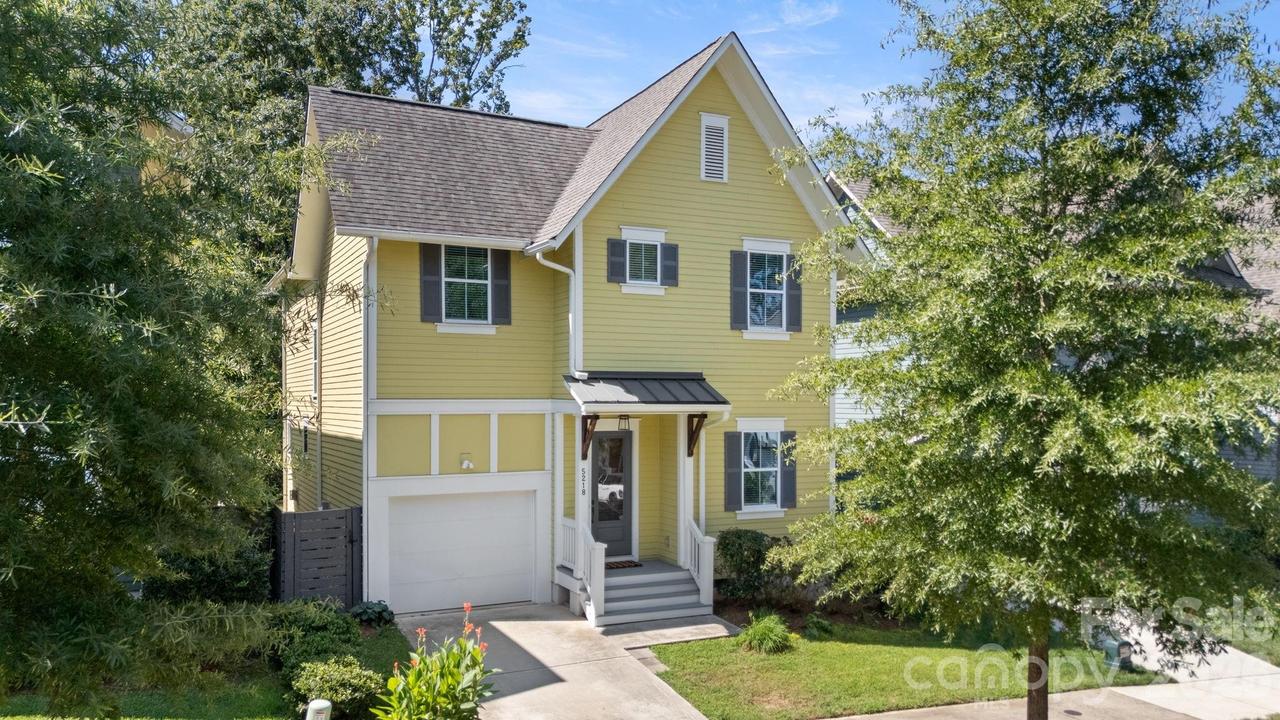 5218 Kelly St., Charlotte, NC 28205