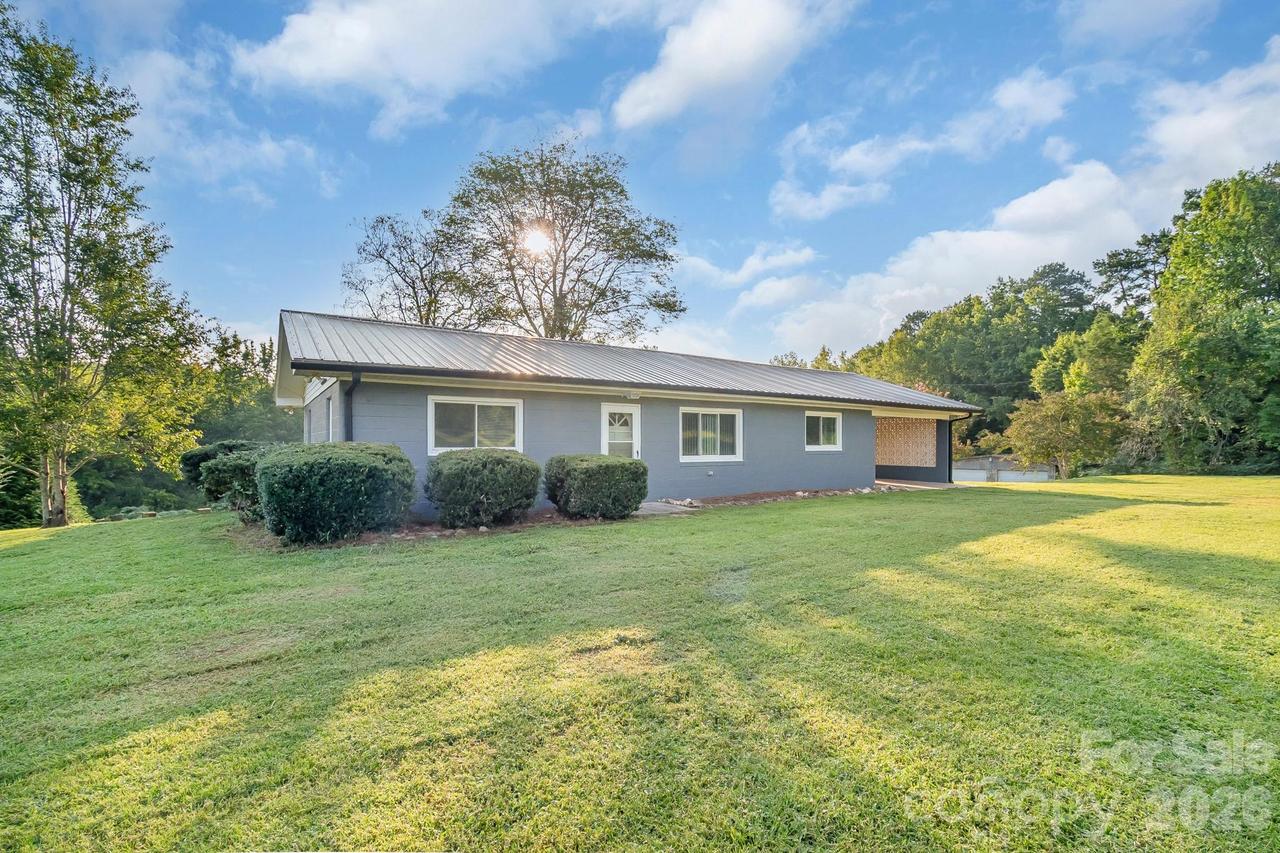 40726 Hearne Rd. #3 & 4, New London, NC 28127