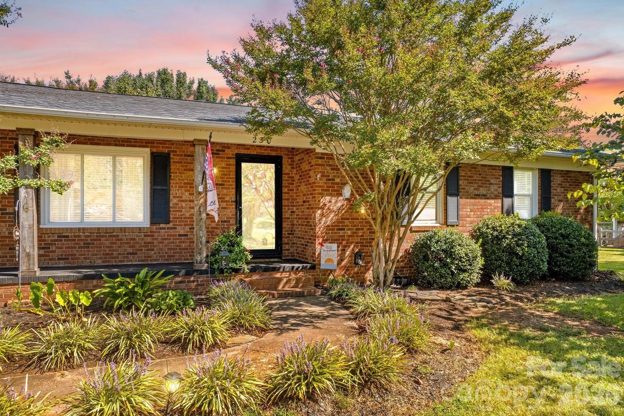 230 E Old Farm Rd., Salisbury, NC 28146