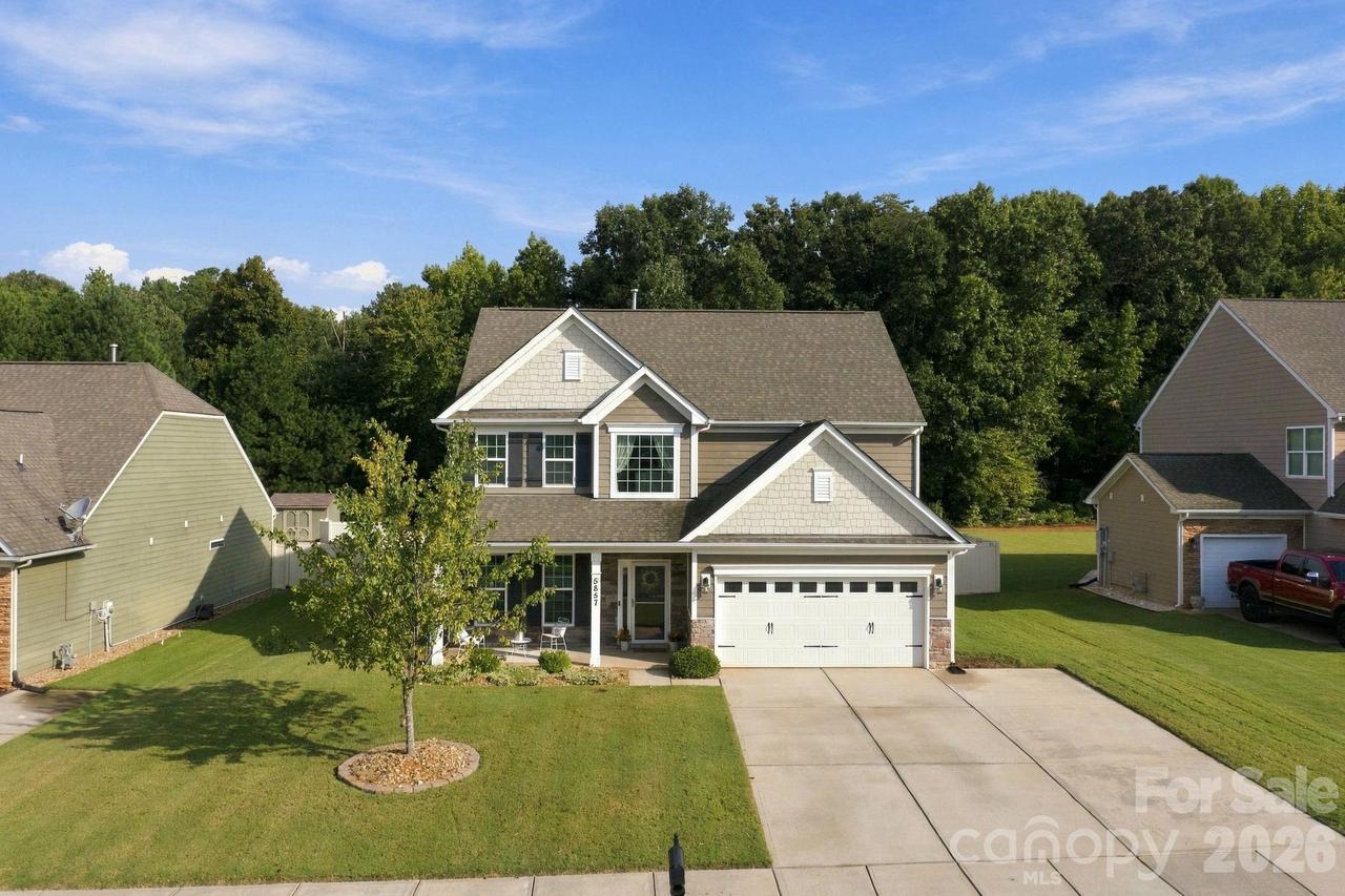 5857 Mcclintock Dr., Denver, NC 28037