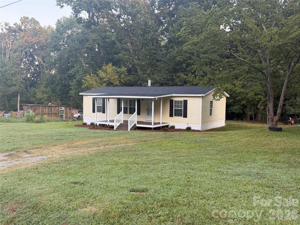 114 Carroll Dr., Cherryville, NC 28021
