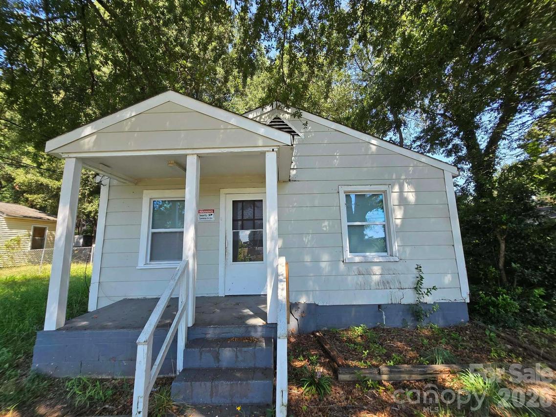 1404 Rosewood Ln., Gastonia, NC 28052