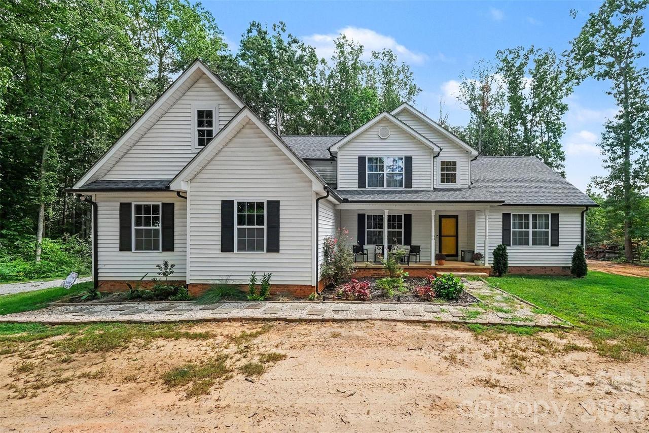 6705 Long Island Rd., Catawba, NC 28609