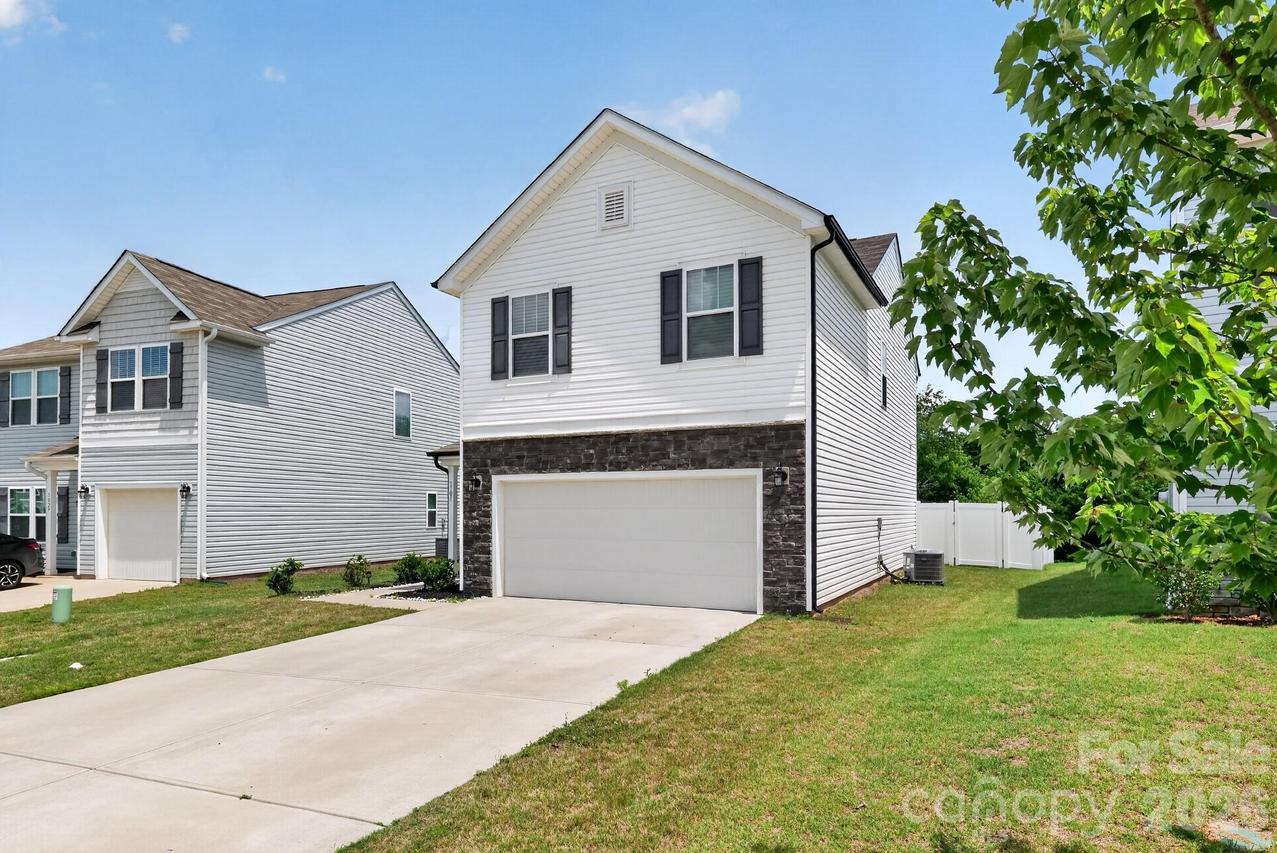 1101 Freeman View Dr., Albemarle, NC 28001