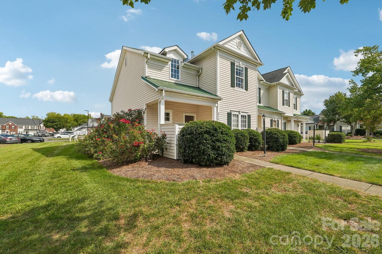 6219 Tyrel Ln., Harrisburg, NC 28075
