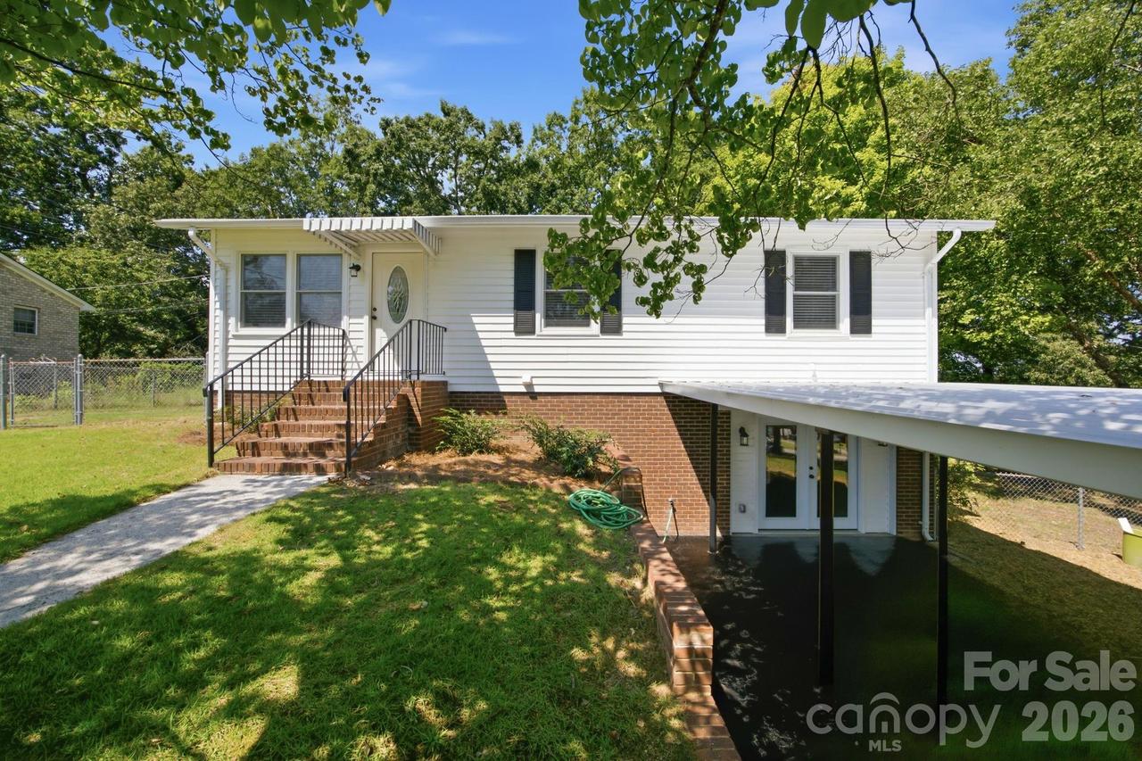 1720 Valwood St., Kannapolis, NC 28083