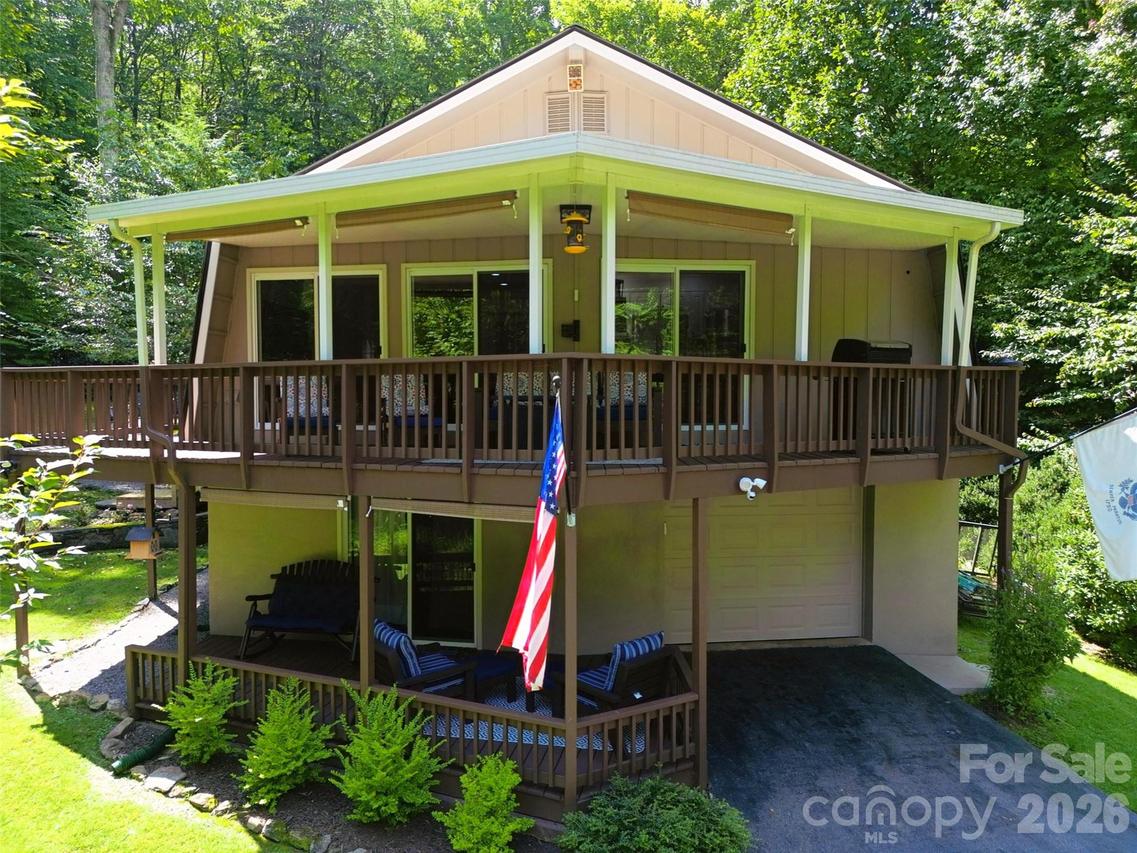477 Locust Dr., Maggie Valley, NC 28751
