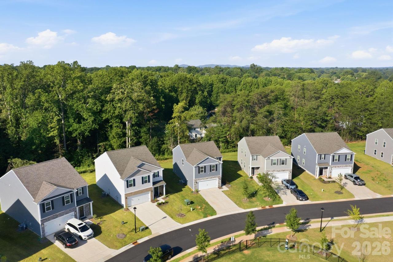 1314 37th Avenue Ln., Hickory, NC 28601