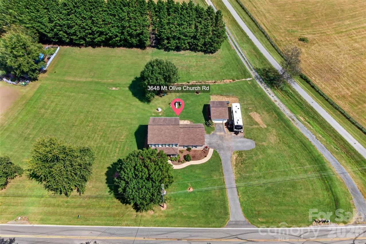 3648 Mount Olive Church Rd., Newton, NC 28658