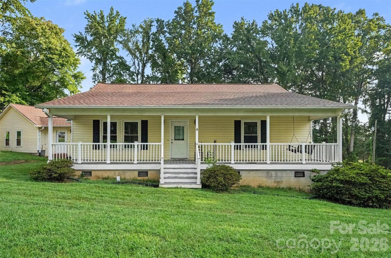 171 Bevis Ln., Statesville, NC 28677