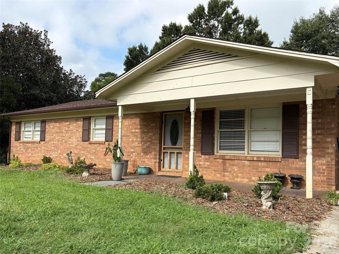 1701 Richey Rd., Taylorsville, NC 28681