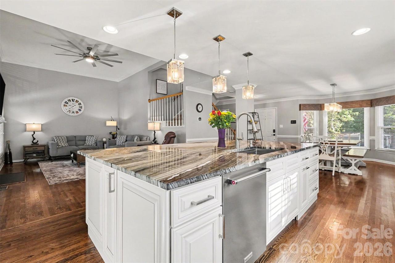 9433 Harris Glen Dr., Charlotte, NC 28269