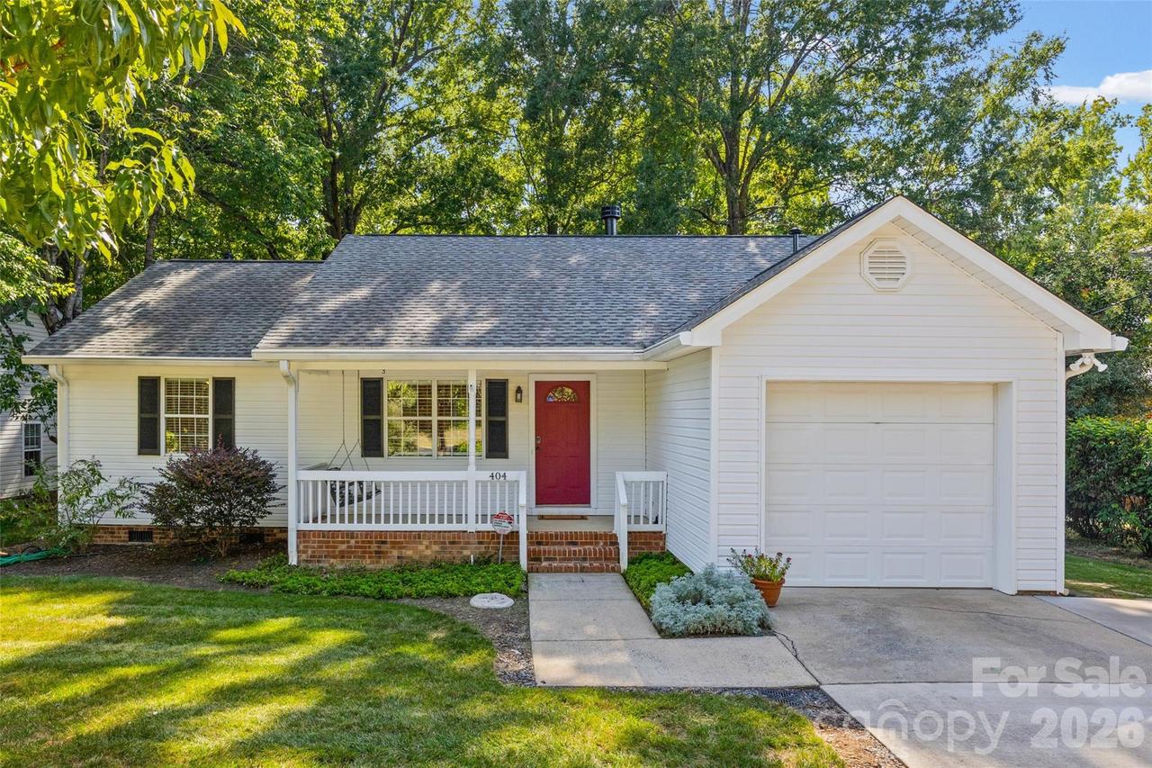 404 Sadie Dr., Matthews, NC 28105
