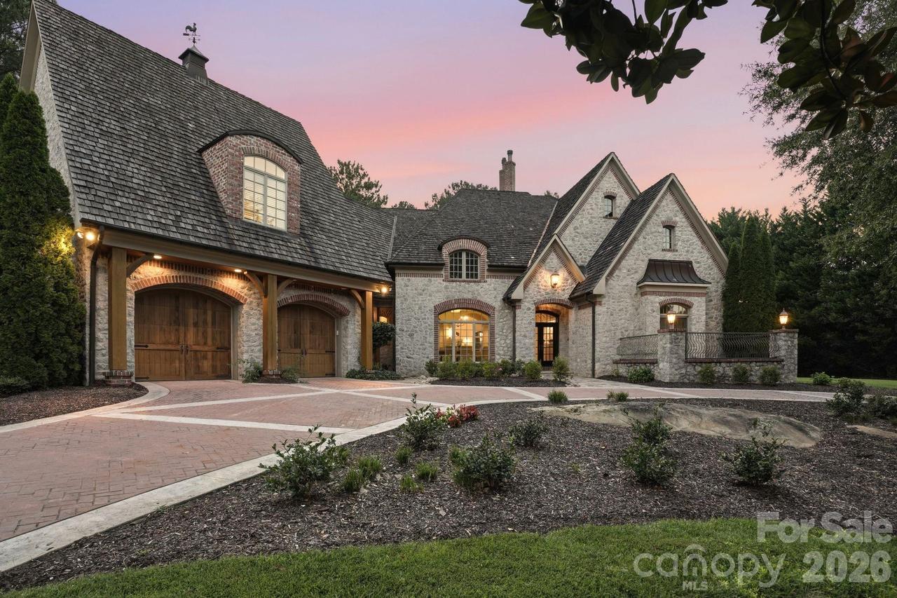1515 Baltusrol Dr., Denver, NC 28037