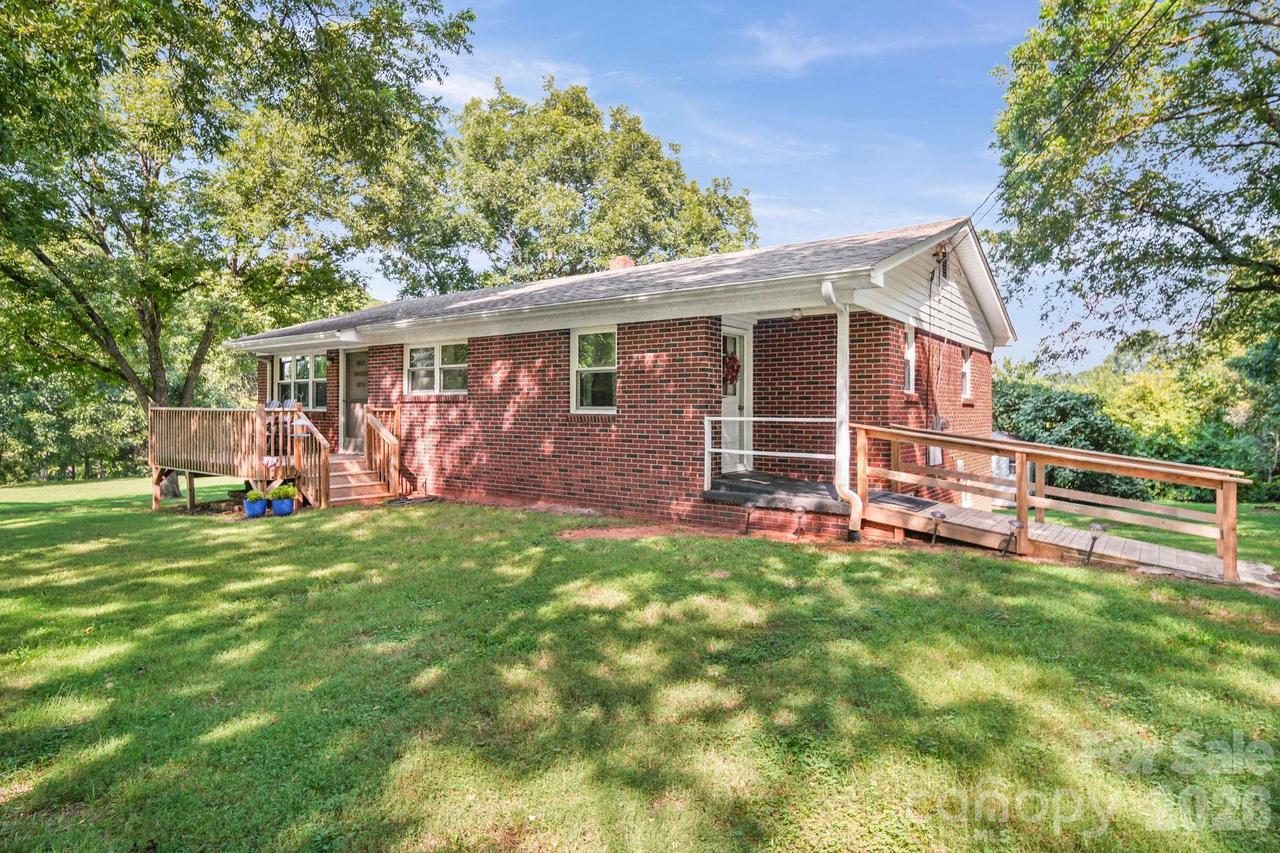 120 Kirkwood Dr., Concord, NC 28025