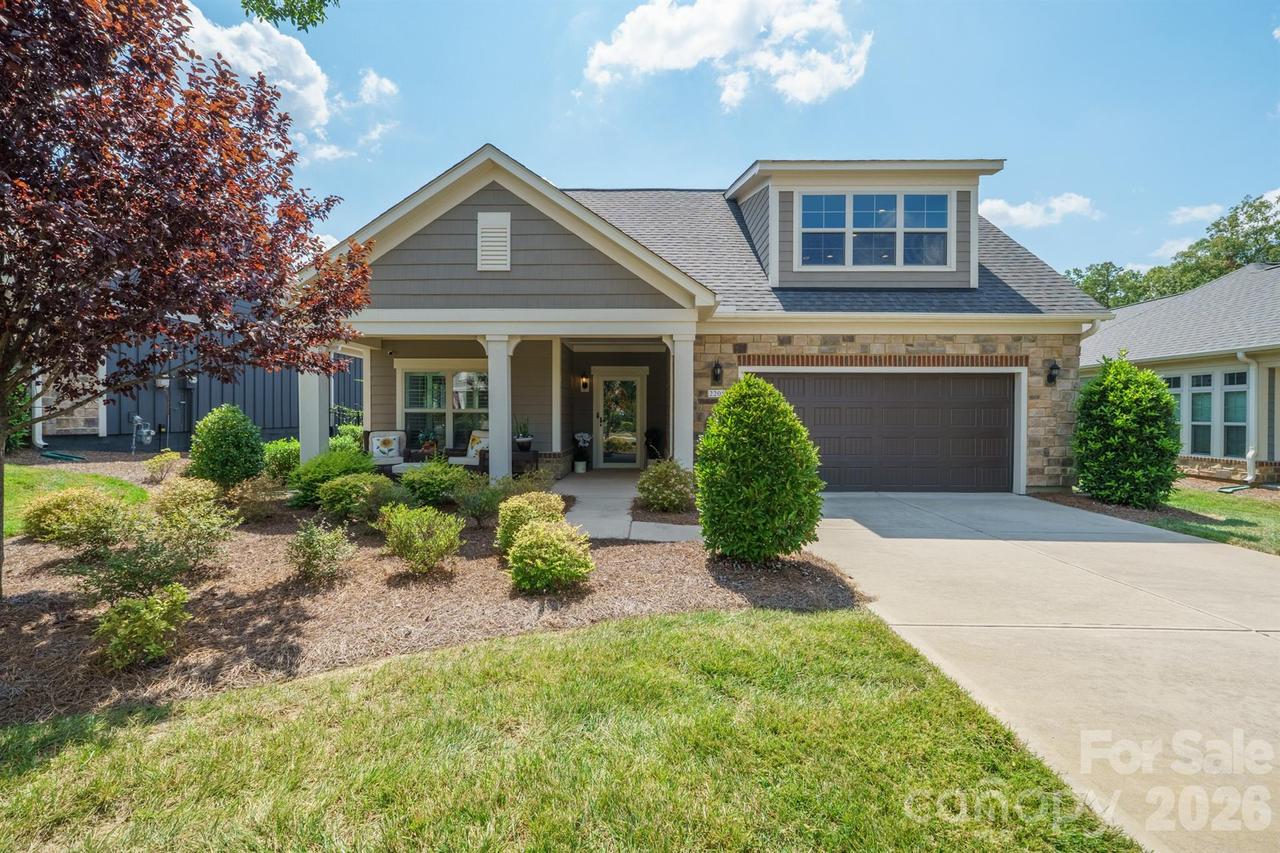 2205 Lincolnshire Ln., Waxhaw, NC 28173