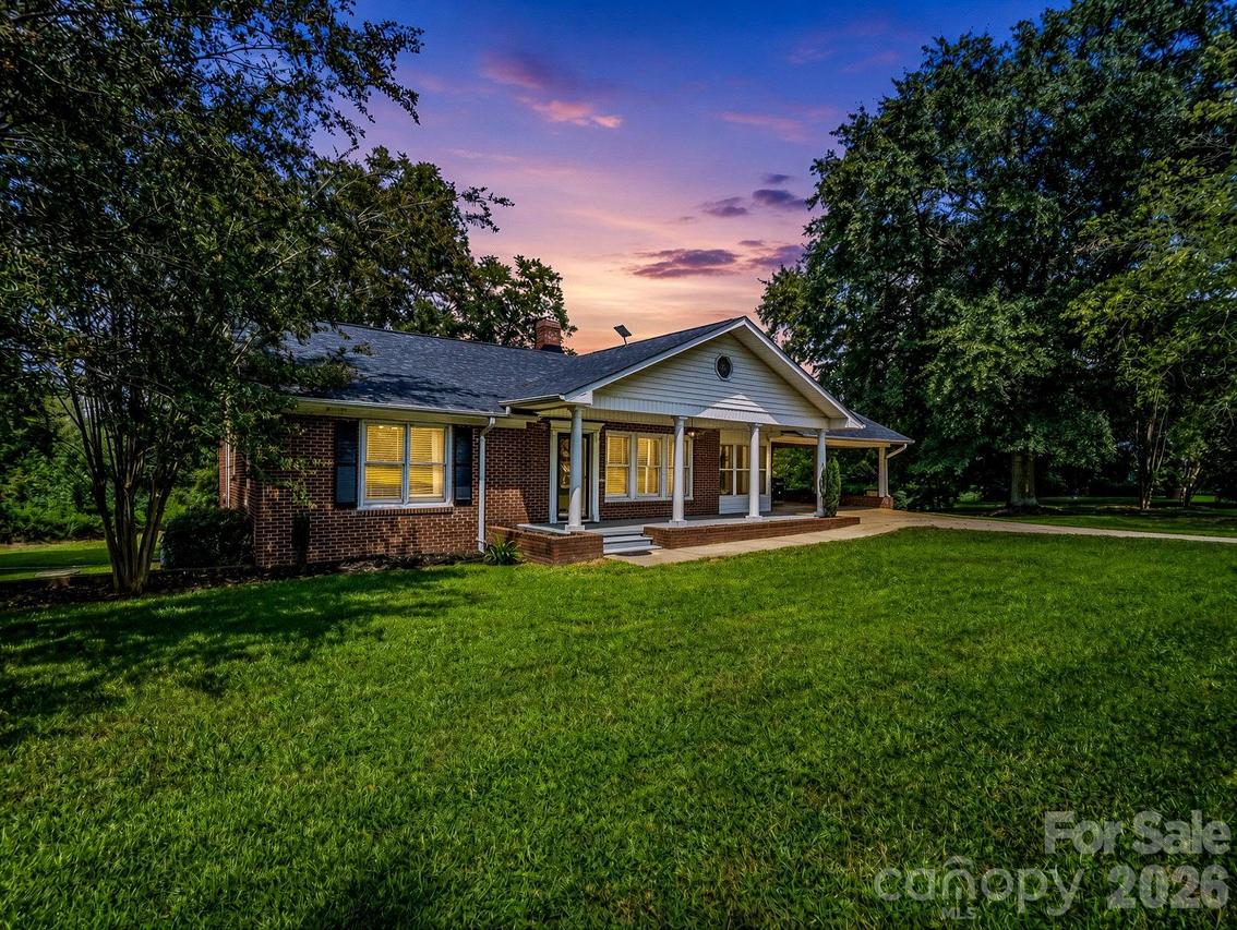1544 Old Us 221a Hwy., Mooresboro, NC 28114