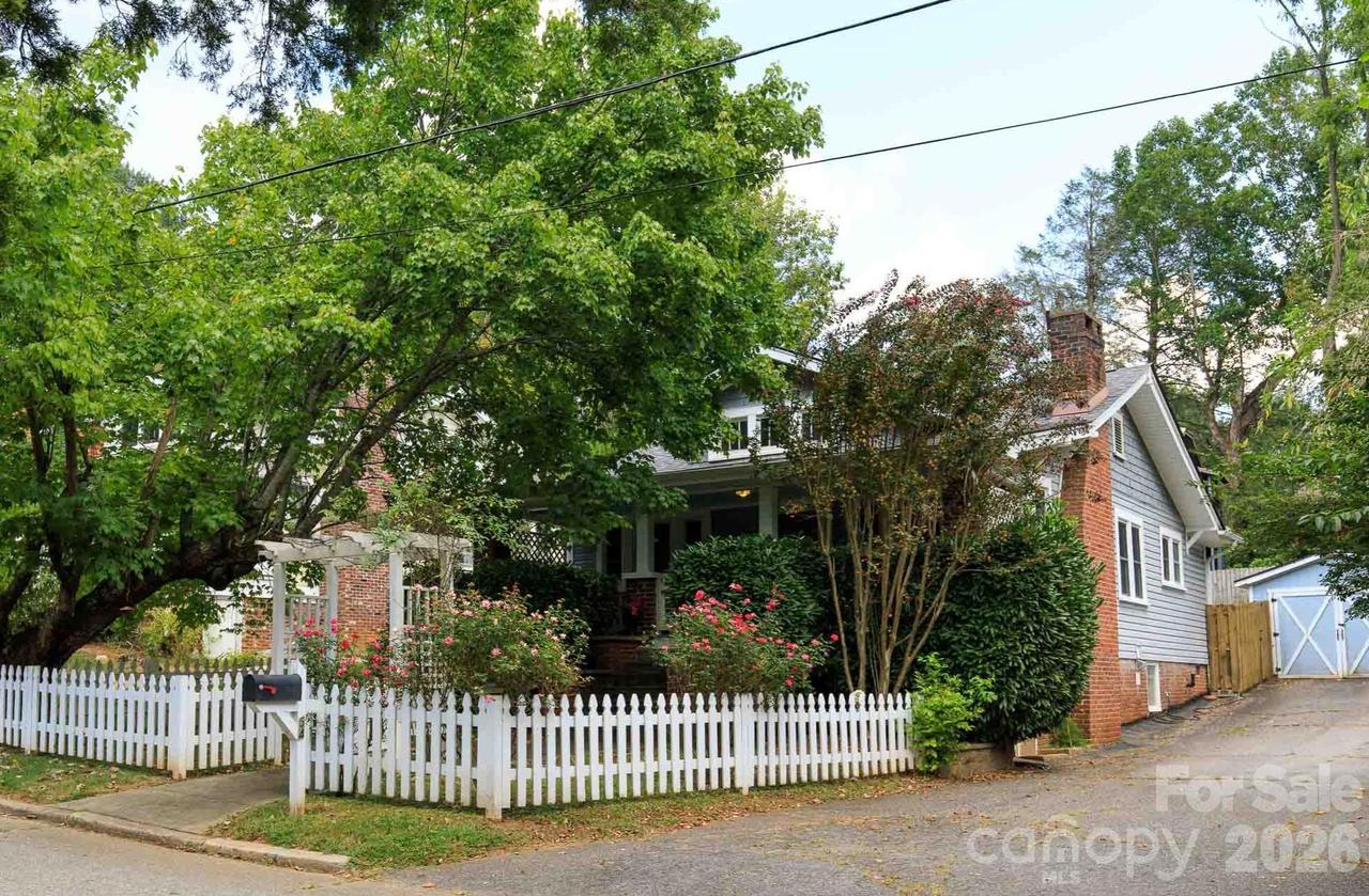 54 Belmont Ave. #12, Asheville, NC 28806