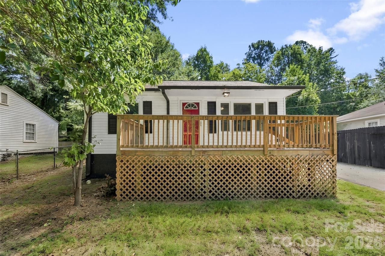 816 S Weldon St., Gastonia, NC 28052