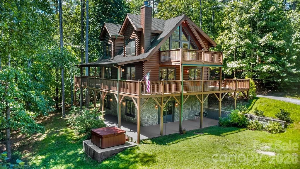447 Hidden Lake Pkwy., Nebo, NC 28761