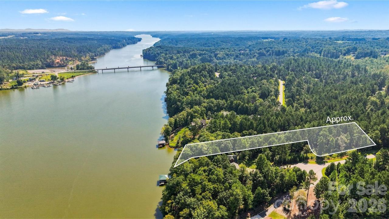 2240 Island View Ln. #7, Connelly Springs, NC 28612