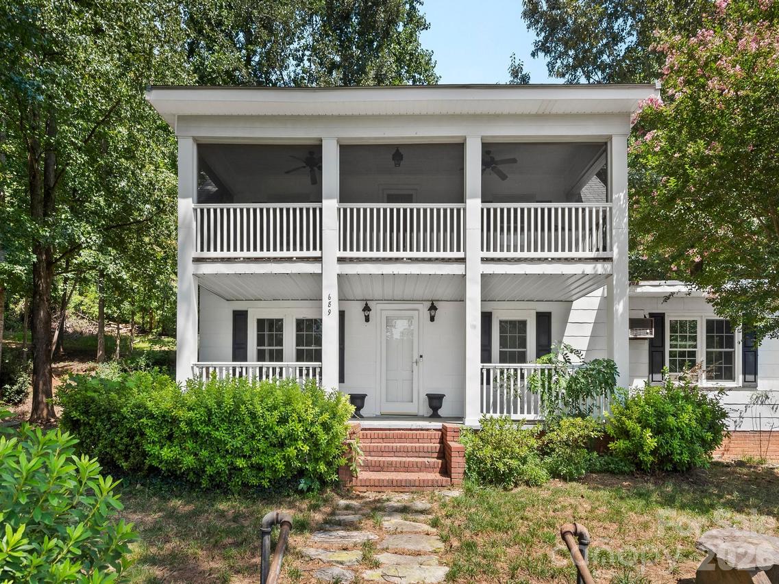 689 S Trade St., Tryon, NC 28782