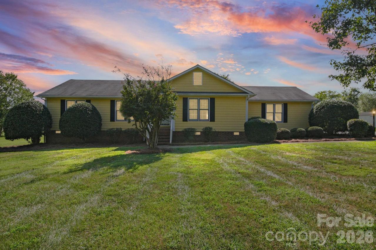4207 Deerfield Dr., Monroe, NC 28112