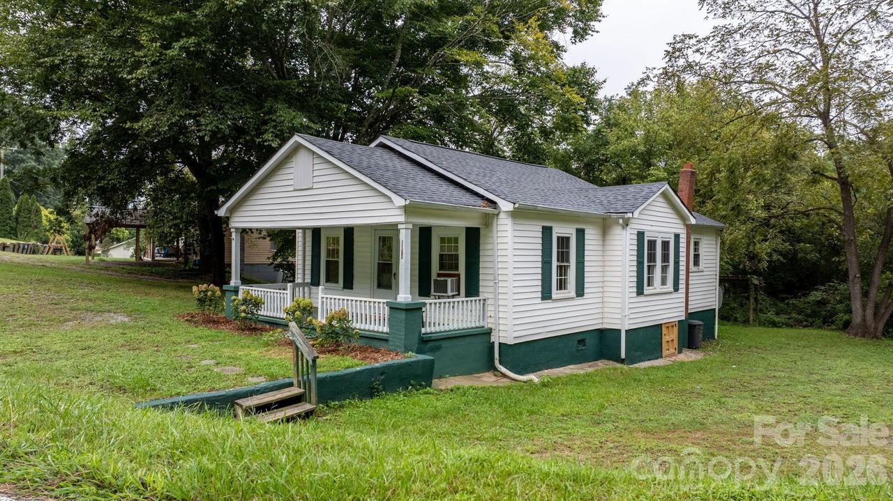 1124 Bradford Mountain Rd., Lenoir, NC 28645