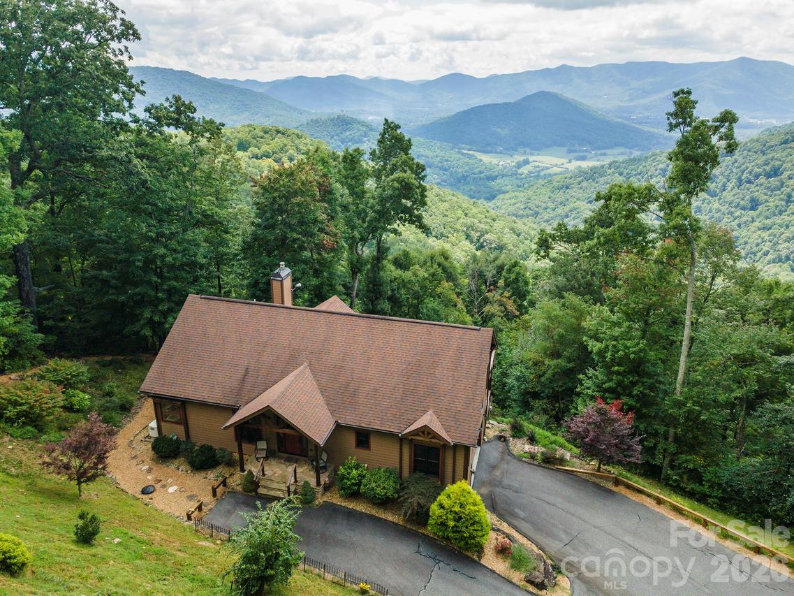 30 Wedgewood Ter., Black Mountain, NC 28711