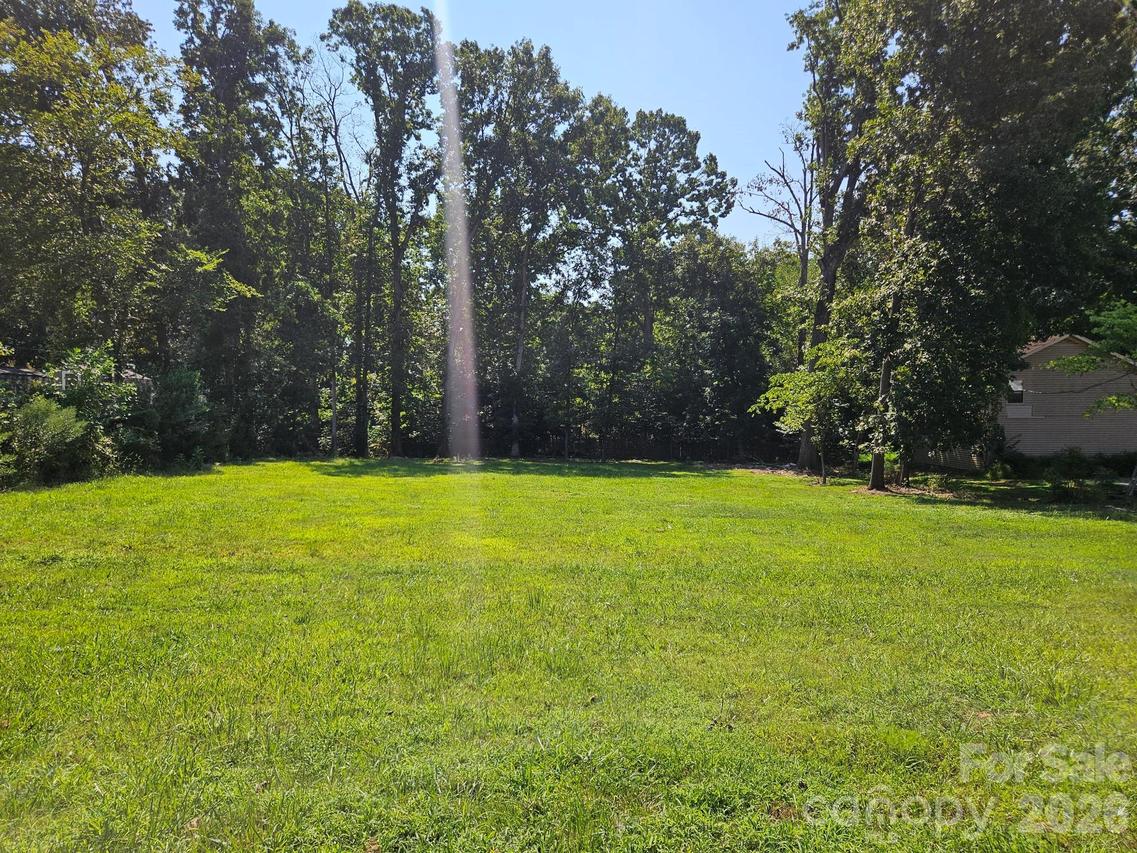 216 Matthews Township Pkwy., Matthews, NC 28105
