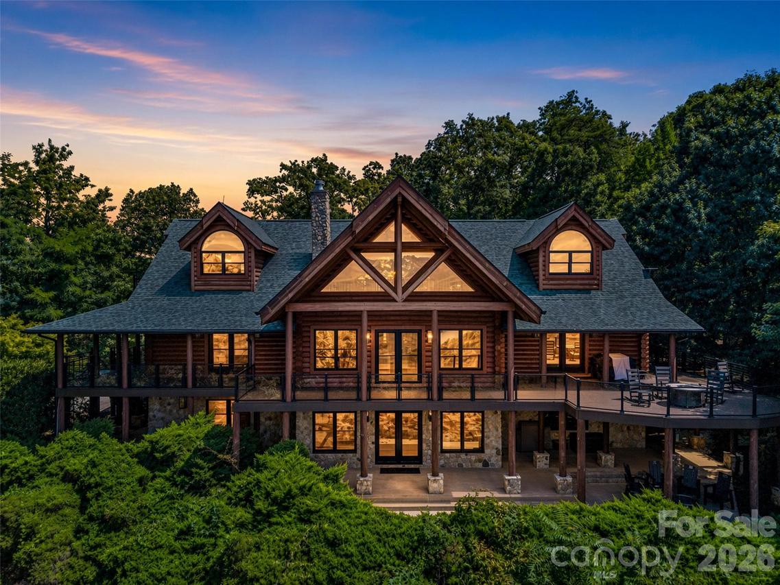 166 Eagles Crest Way, Lake Lure, NC 28746