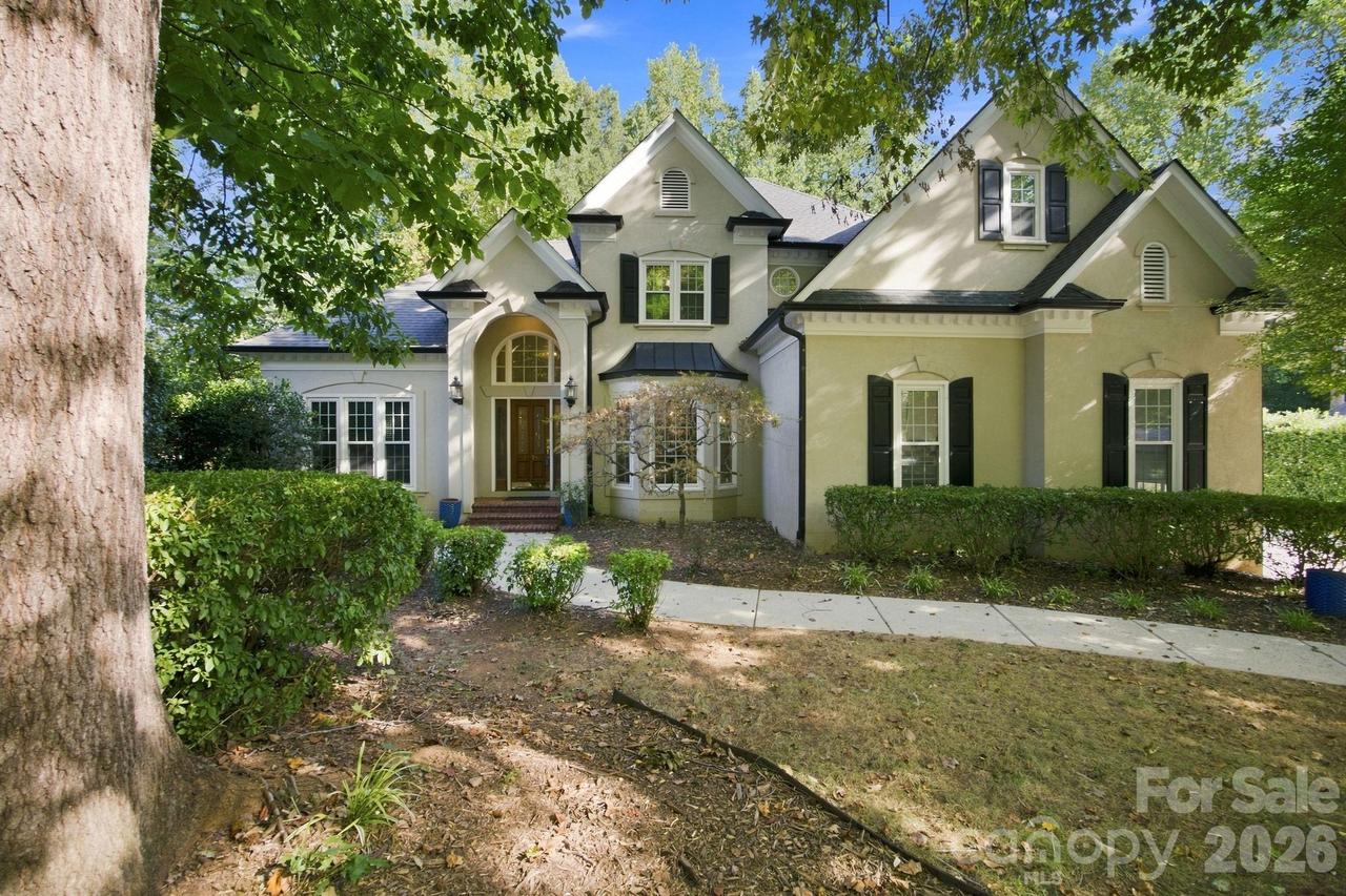 3726 Ashford Leigh Ct., Charlotte, NC 28269