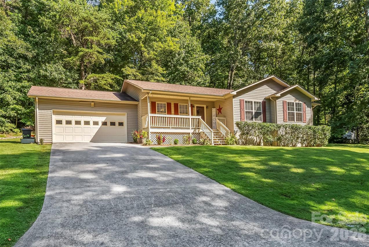 132 Dogwood Heights Dr., Marion, NC 28752
