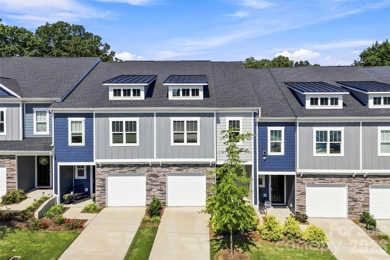 2629 Ruby Dixon Crossing Dr., Gastonia, NC 28056