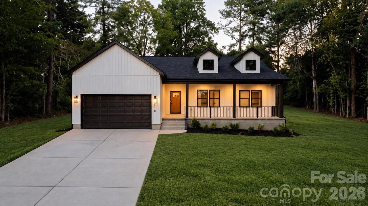 718 W 1st St., Newton, NC 28658