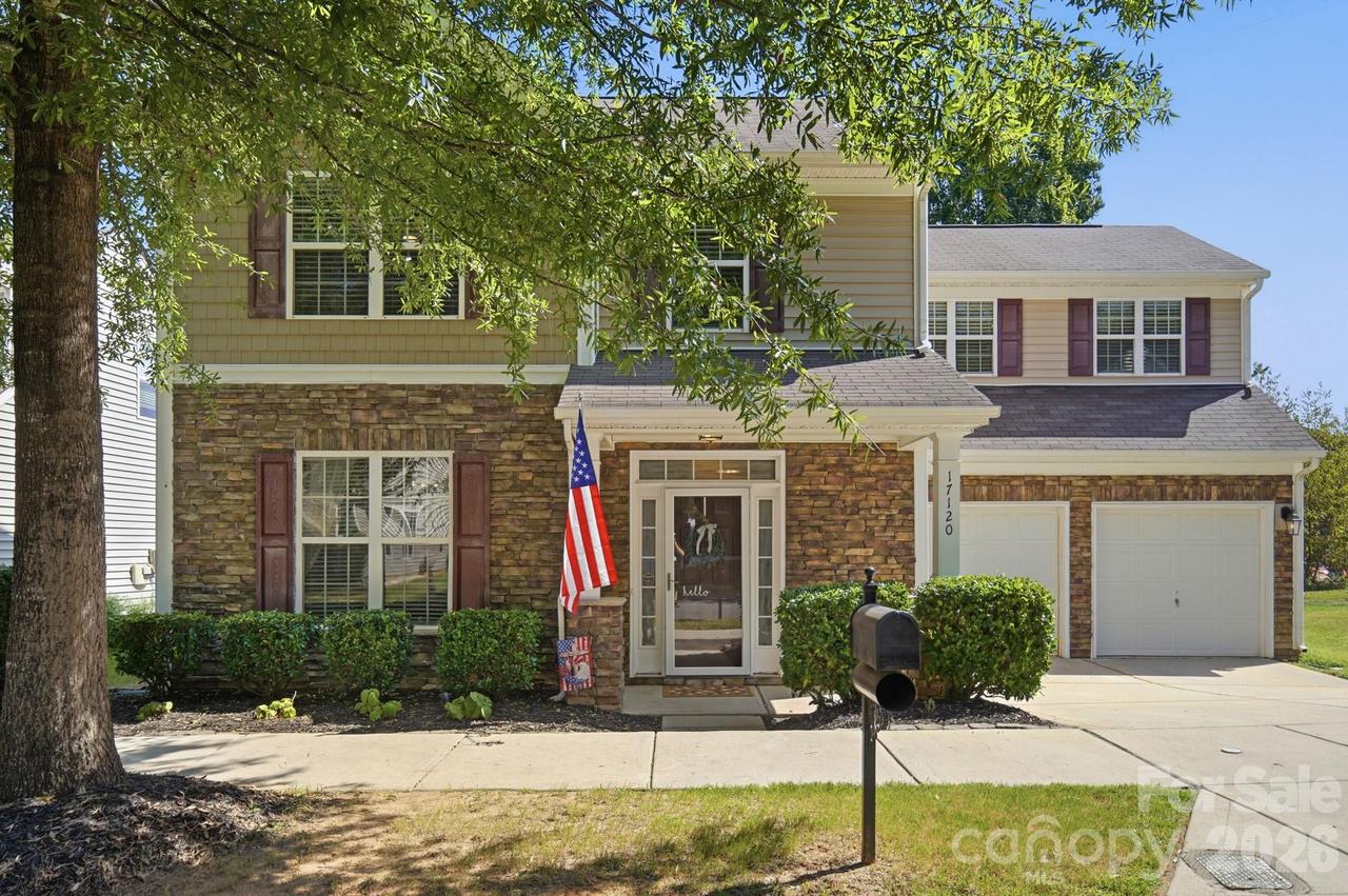17120 Caldwell Track Dr., Huntersville, NC 28078