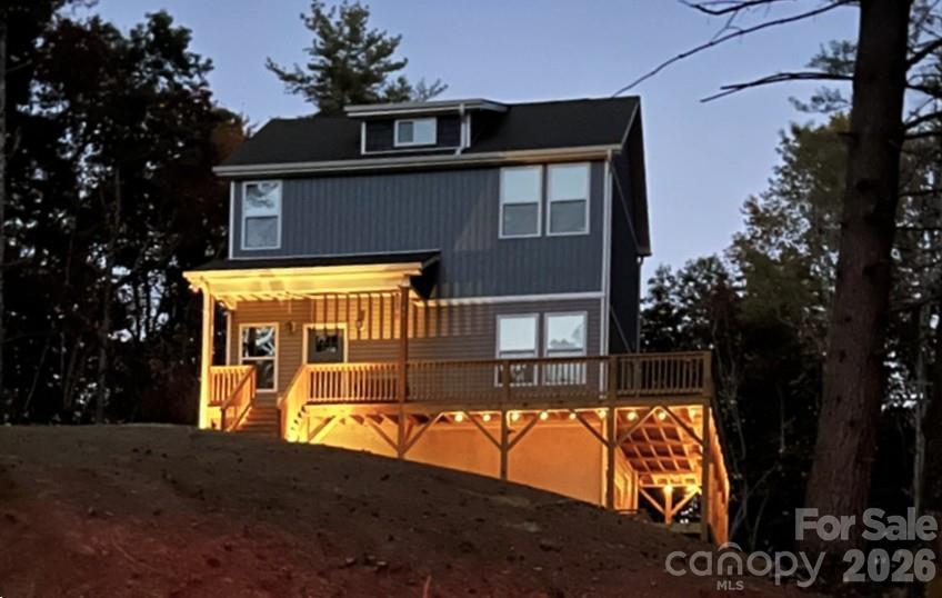 46 Old Chestnut Ln., Hendersonville, NC 28739