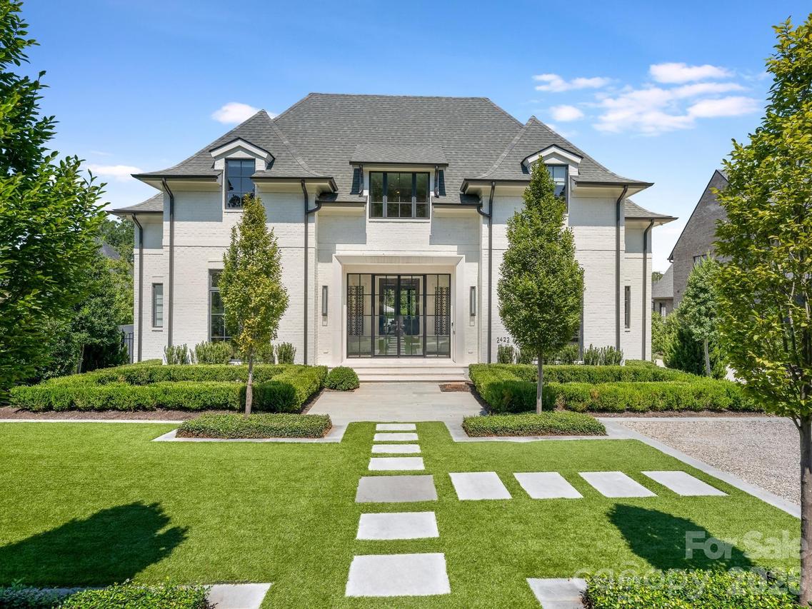 2422 Ferncliff Rd., Charlotte, NC 28211