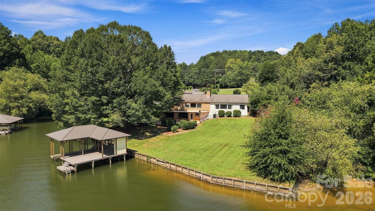 4830 N Center St., Hickory, NC 28601
