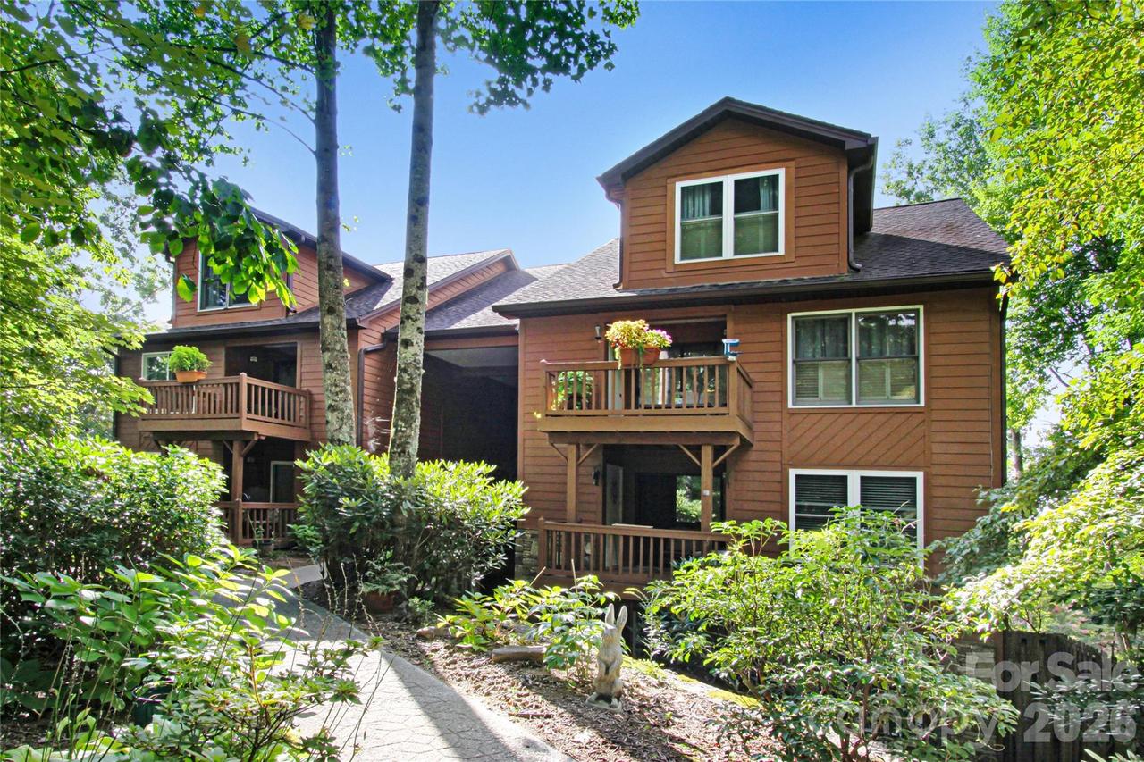 97 Toxaway Views Dr. #704, Lake Toxaway, NC 28747