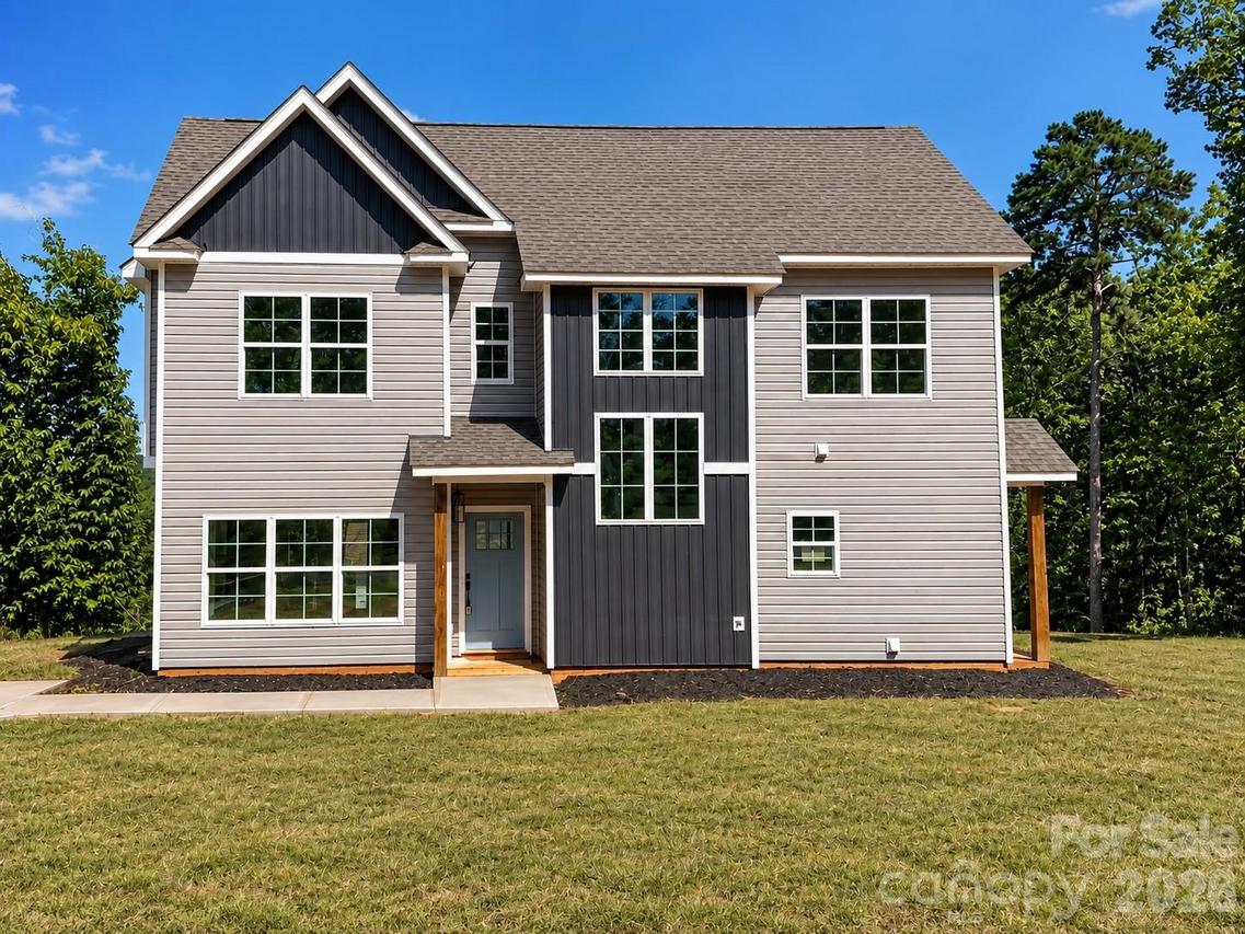 840 Woodrun Dr., Mount Gilead, NC 27371
