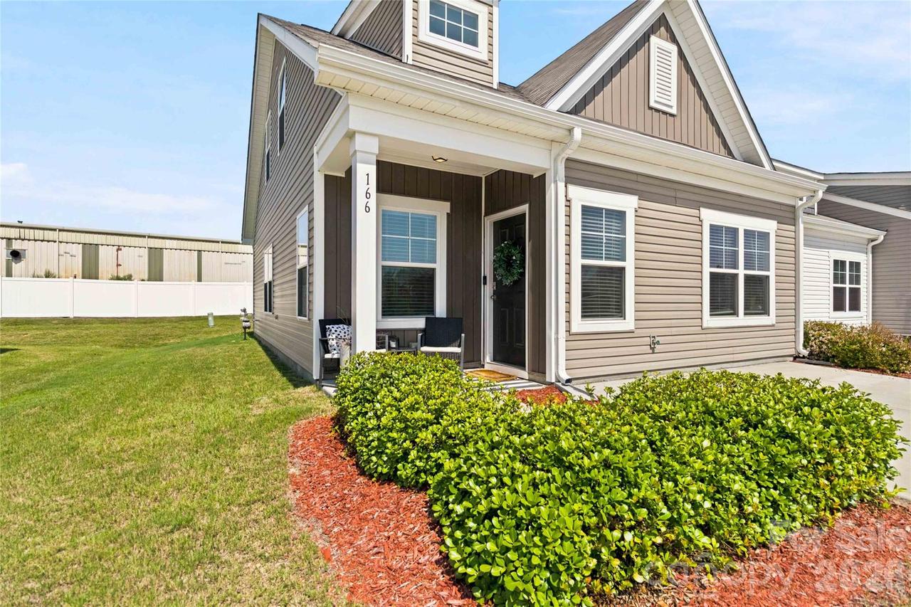 166 Canina Ln., Indian Trail, NC 28079