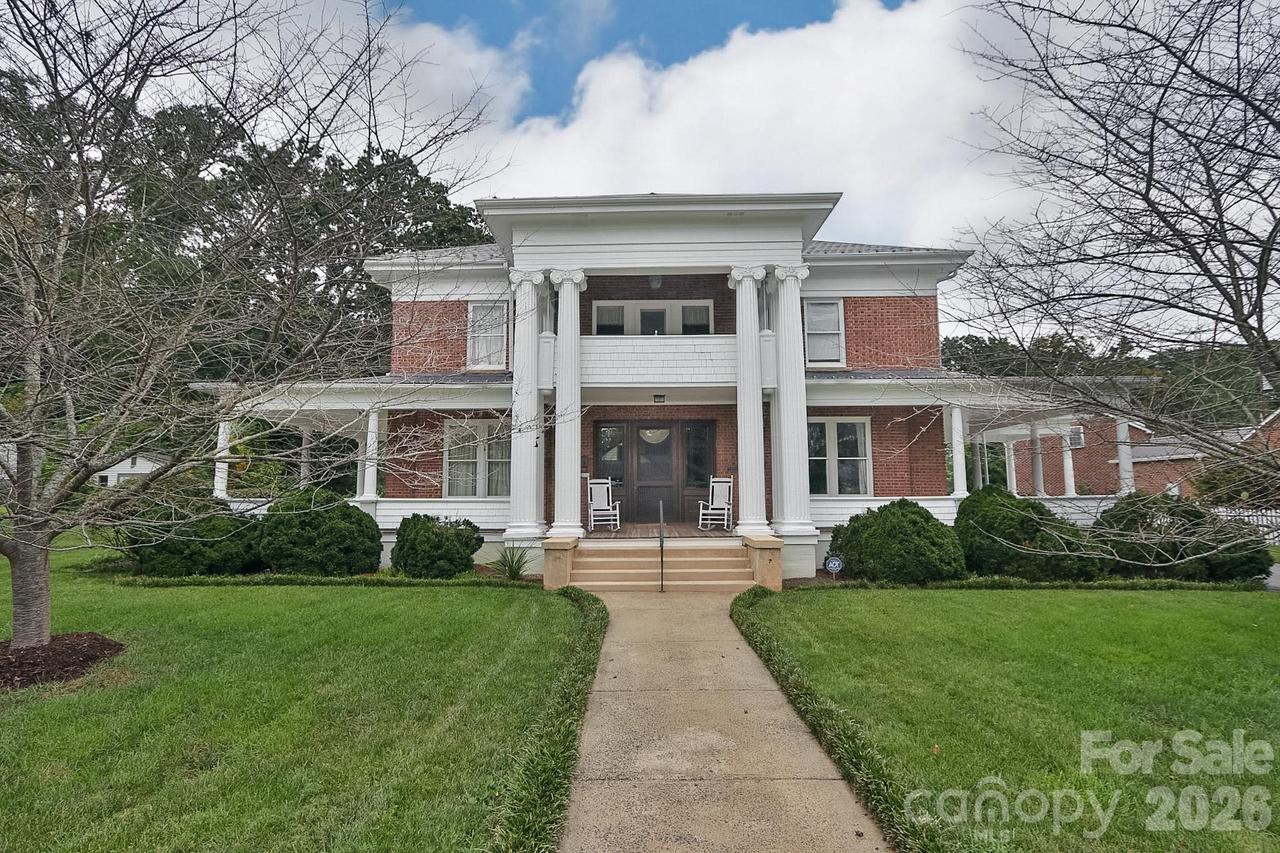 418 W Main St., Elkin, NC 28621
