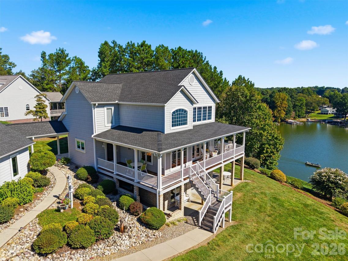 687 Sam Poole Ln., Taylorsville, NC 28681